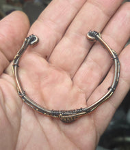 Load image into Gallery viewer, Onyx bracelet
