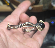 Load image into Gallery viewer, Onyx bracelet
