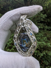 Load image into Gallery viewer, Labradorite
