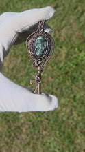 Load and play video in Gallery viewer, Labradorite skull
