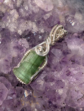 Load image into Gallery viewer, Green Tourmaline
