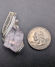 Load image into Gallery viewer, Kunzite
