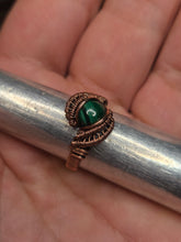Load image into Gallery viewer, Malachite ring
