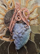 Load image into Gallery viewer, Grape Agate
