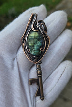 Load image into Gallery viewer, Labradorite skull key

