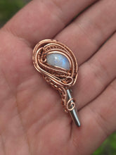 Load image into Gallery viewer, Moonstone clip

