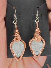 Load image into Gallery viewer, Moonstone earrings
