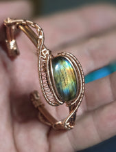 Load image into Gallery viewer, Labradorite bracelet
