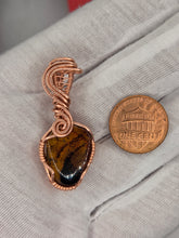 Load image into Gallery viewer, Amber
