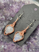 Load image into Gallery viewer, Moonstone earrings
