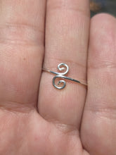 Load image into Gallery viewer, Swirl ring sz.10
