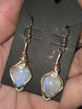 Load image into Gallery viewer, Moonstone
