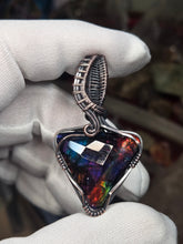 Load image into Gallery viewer, Ammolite/Opal (manmade/synthetic)
