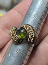 Load image into Gallery viewer, Green Tourmaline ring sz.8
