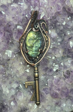 Load image into Gallery viewer, Labradorite skull key
