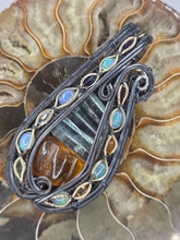 Load image into Gallery viewer, Amber
