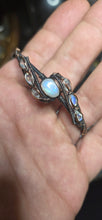 Load image into Gallery viewer, Moonstone bracelet
