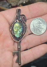 Load image into Gallery viewer, Labradorite skull key
