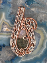 Load image into Gallery viewer, Fluorite &amp; Moonstone
