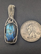 Load image into Gallery viewer, Labradorite
