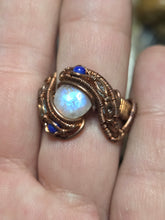 Load image into Gallery viewer, Moonstone ring sz.8
