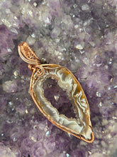 Load image into Gallery viewer, Geode Slice
