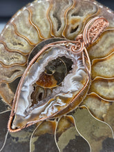 Load image into Gallery viewer, Geode Slice
